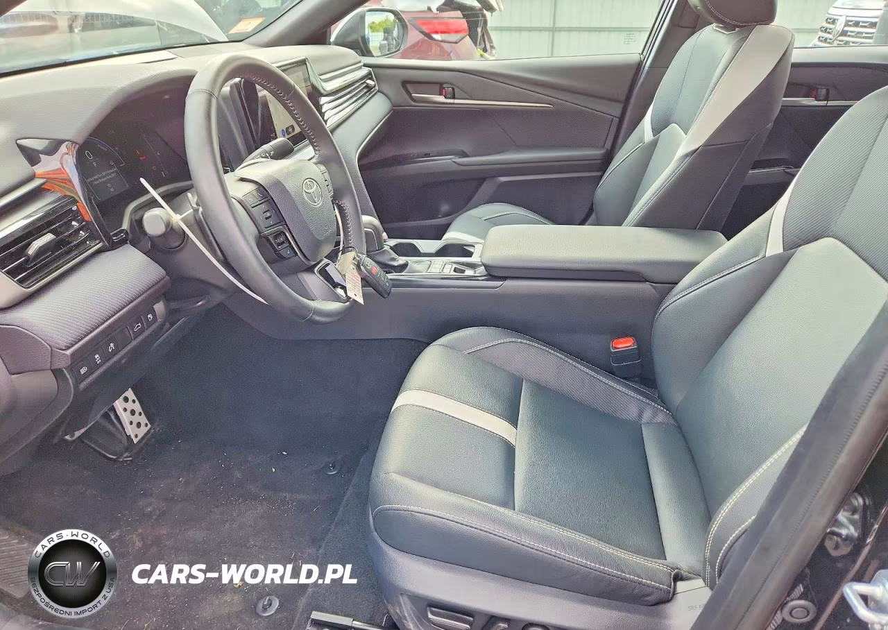2026 Toyota Camry Se VIN:4T1DAACK4TU256104 - 7