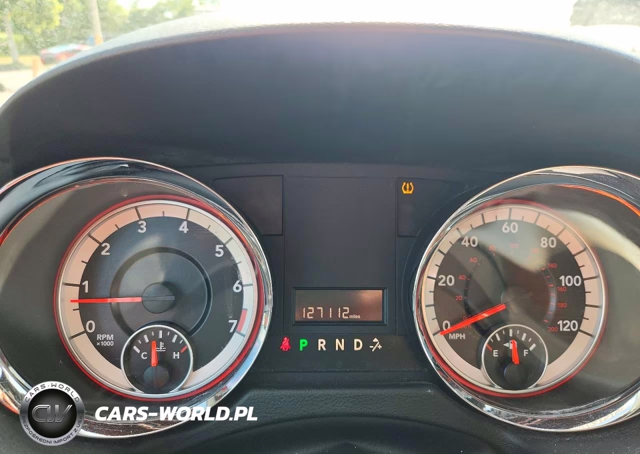 2018 Dodge Grand Caravan Sxt VIN:2C4RDGCG8JR178761 - 9