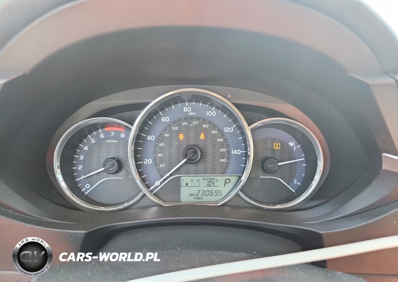 2015 Toyota Corolla Le VIN:5YFBURHE9FP333815 - 9