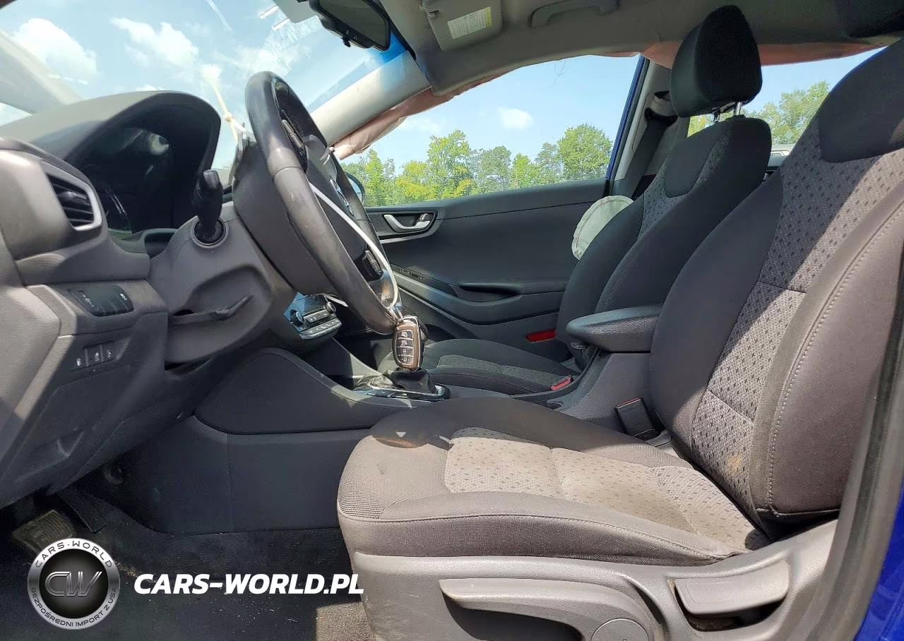 2019 Hyundai Ioniq Plug-In Hybrid Base VIN:KMHC65LD9KU181808 - 7