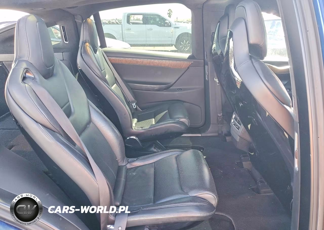 2016 Tesla Model X VIN:5YJXCBE27GF015649 - 10