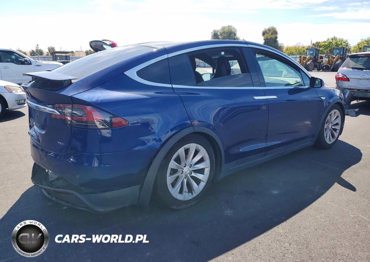 2016 Tesla Model X VIN:5YJXCBE27GF015649 - 3