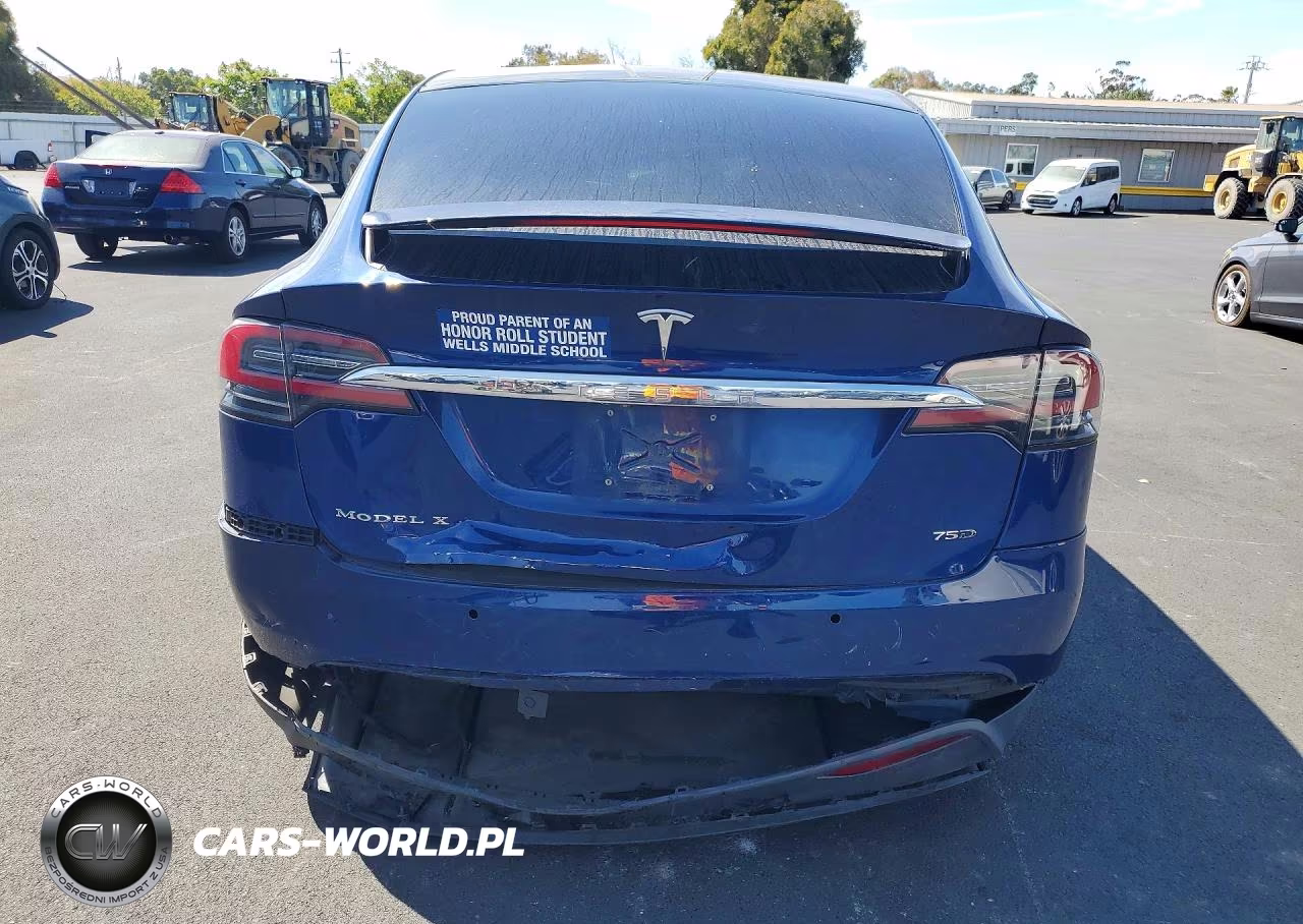 2016 Tesla Model X VIN:5YJXCBE27GF015649 - 6