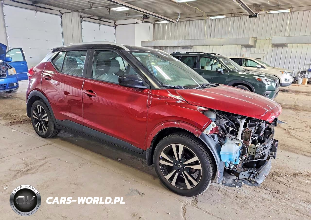 2020 Nissan Kicks Sv VIN:3N1CP5CV1LL542716 - 4