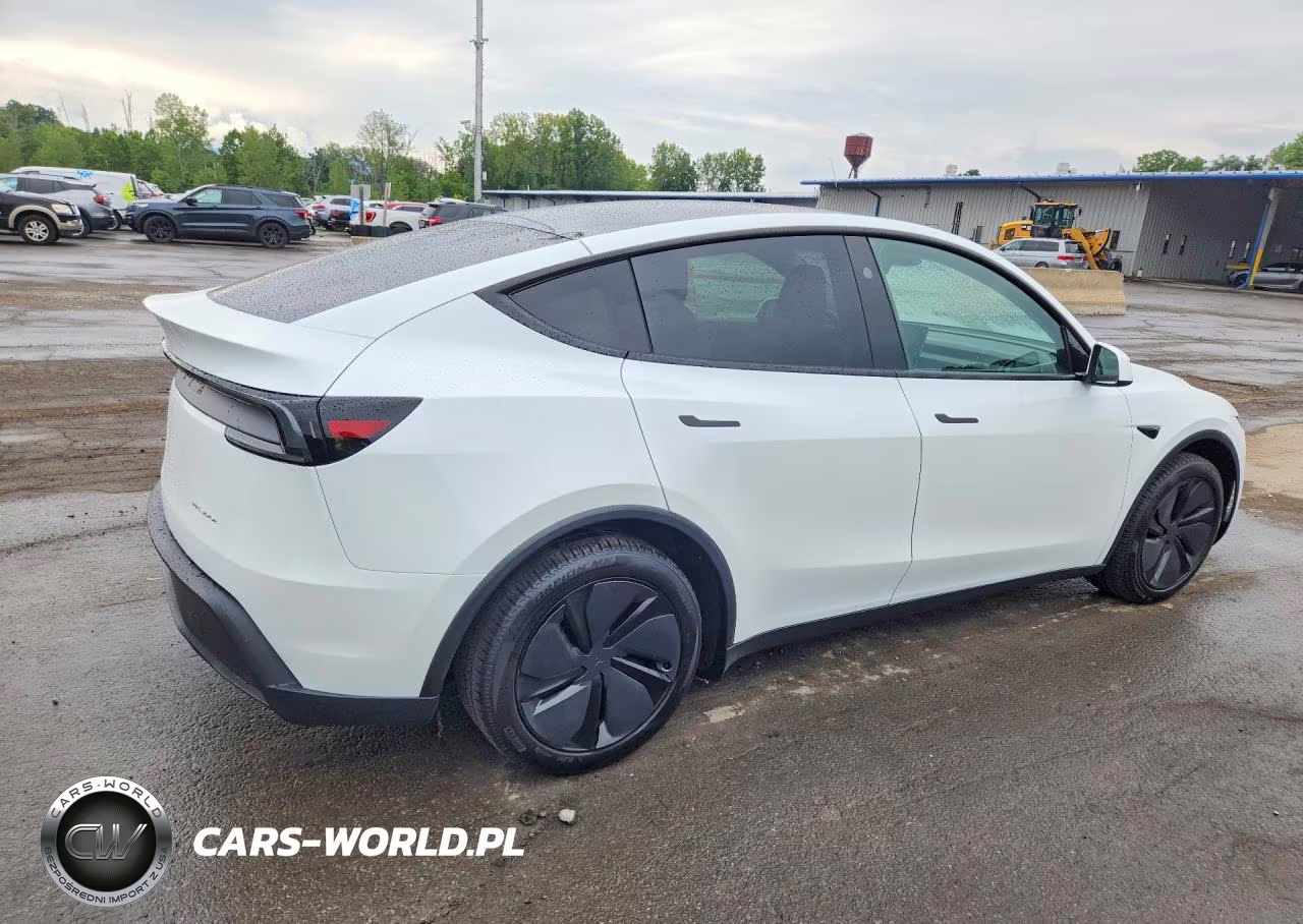 2026 Tesla Model Y VIN:7SAYGDEE2TA391247 - 3