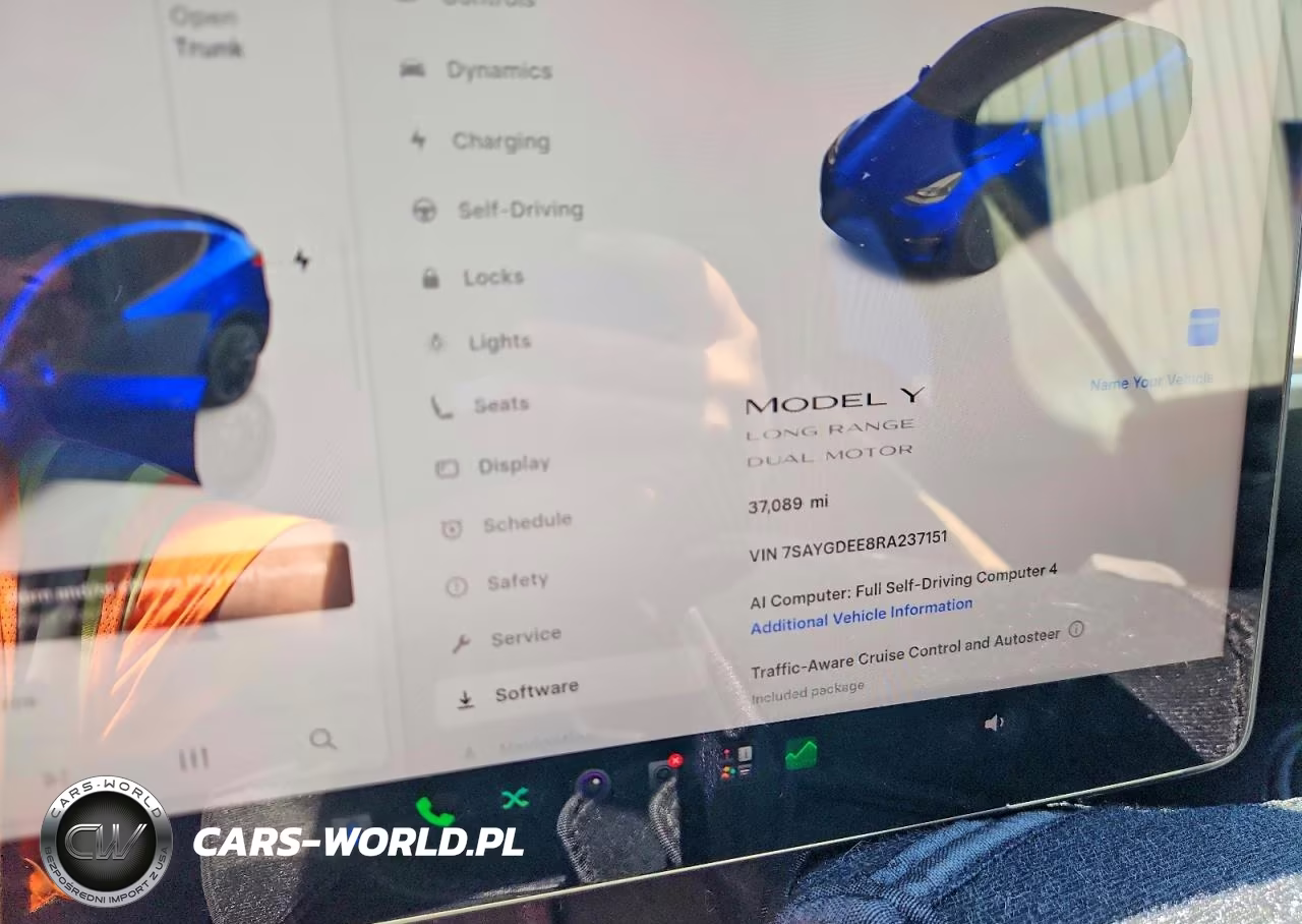 2024 Tesla Model Y VIN:7SAYGDEE8RA237151 - 9
