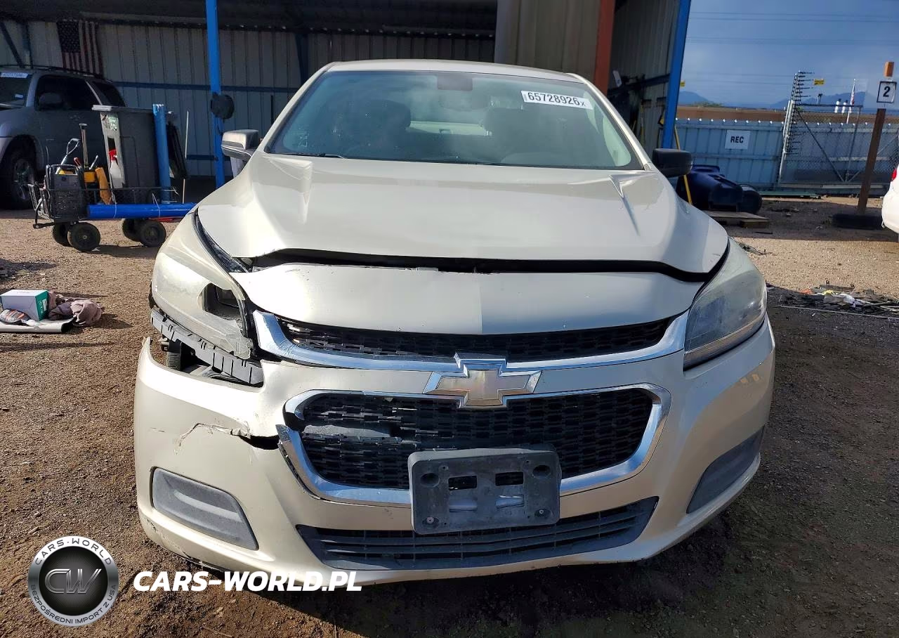 2014 Chevrolet Malibu Ls VIN:1G11B5SLXEF175792 - 5