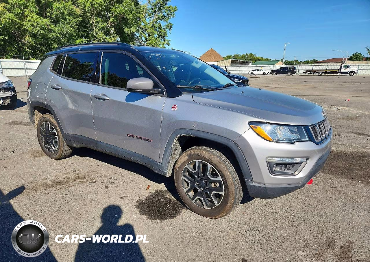 2020 Jeep Compass Trailhawk VIN:3C4NJDDBXLT119087 - 4