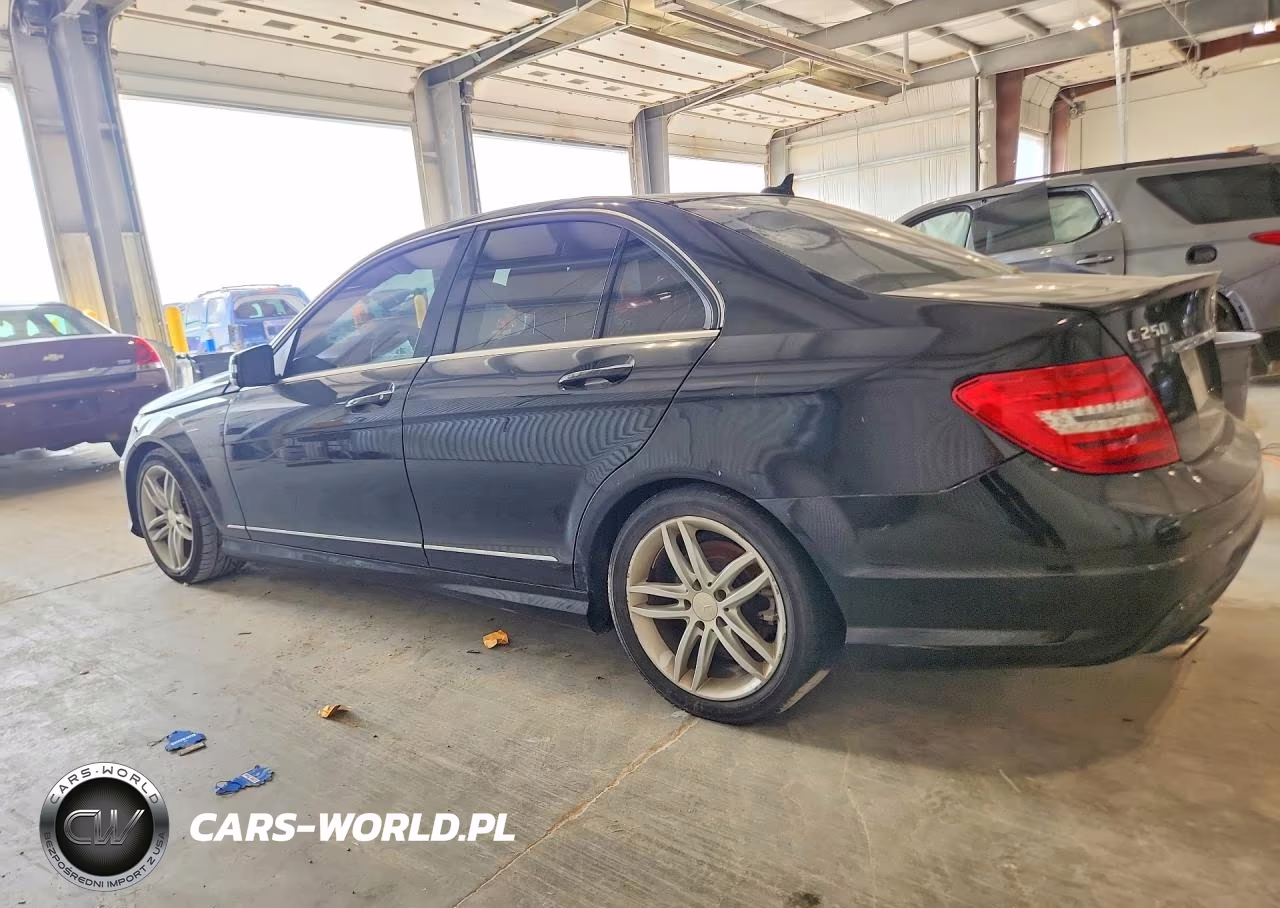 2014 Mercedes-Benz C 250 VIN:WDDGF4HB9EA962640 - 2