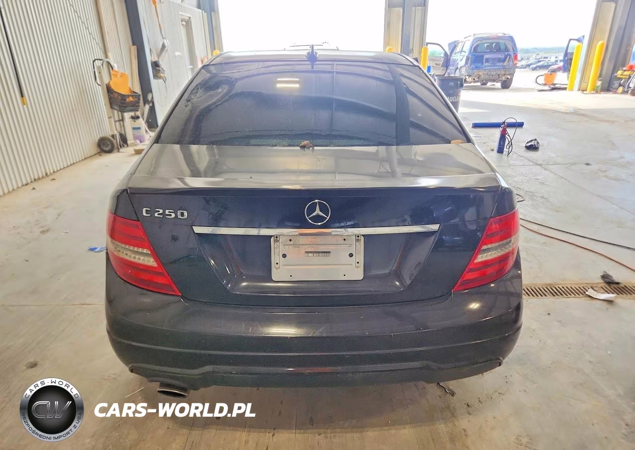 2014 Mercedes-Benz C 250 VIN:WDDGF4HB9EA962640 - 6