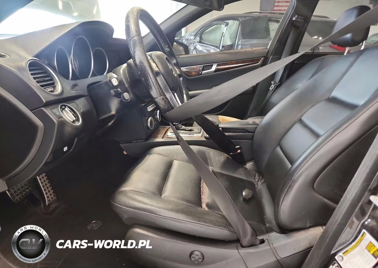 2014 Mercedes-Benz C 250 VIN:WDDGF4HB9EA962640 - 7