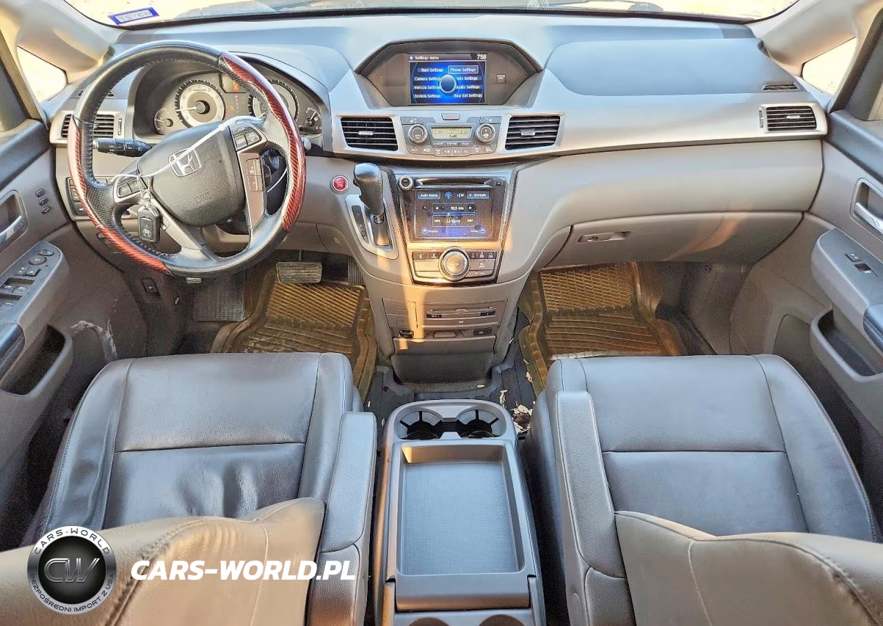 2016 Honda Odyssey Touring VIN:5FNRL5H93GB085135 - 8
