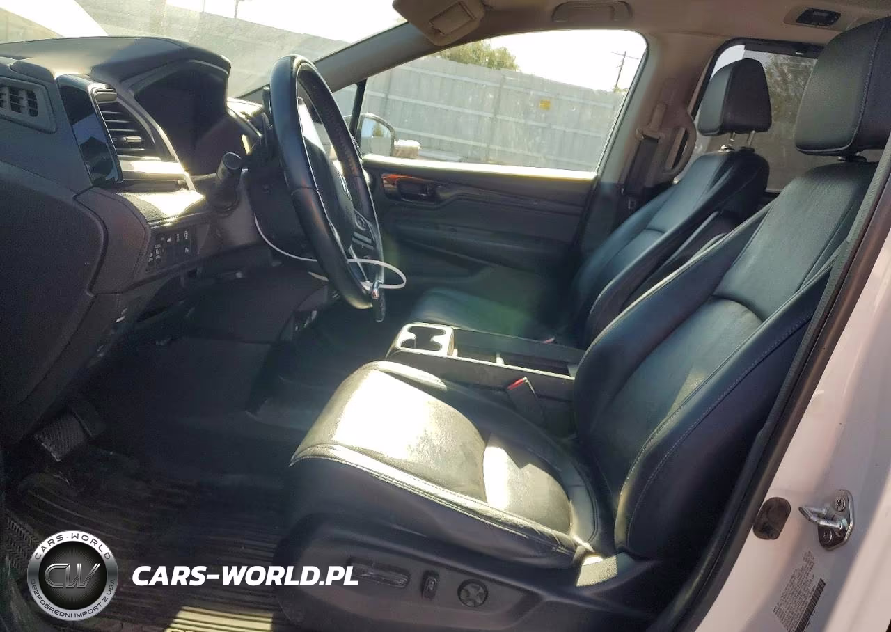 2022 Honda Odyssey Touring VIN:5FNRL6H83NB016083 - 7