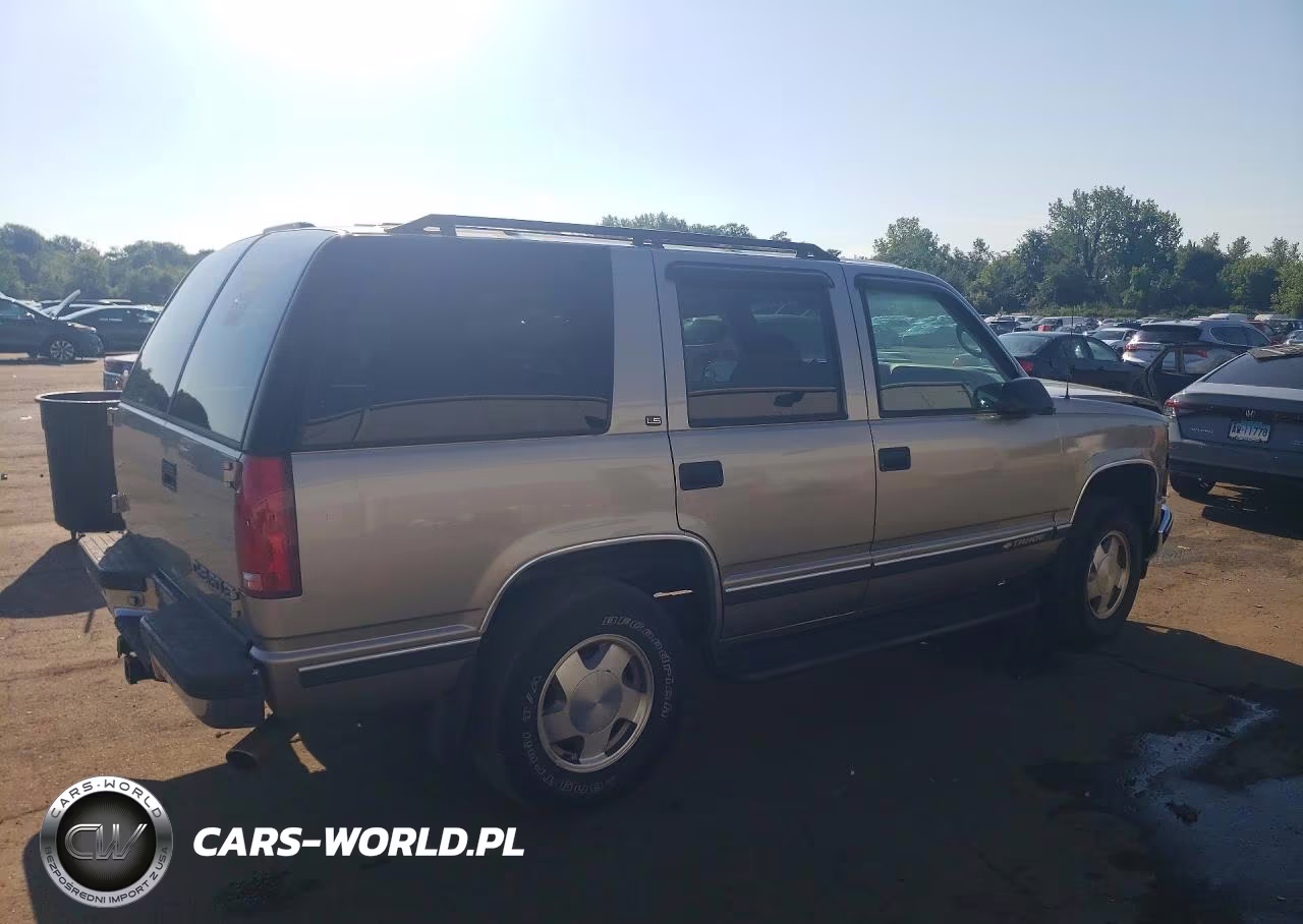 1999 Chevrolet Tahoe K1500 VIN:1GNEK13R7XJ534625 - 3