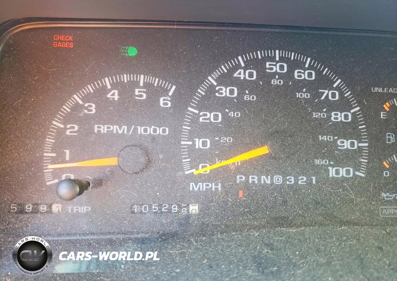 1999 Chevrolet Tahoe K1500 VIN:1GNEK13R7XJ534625 - 9