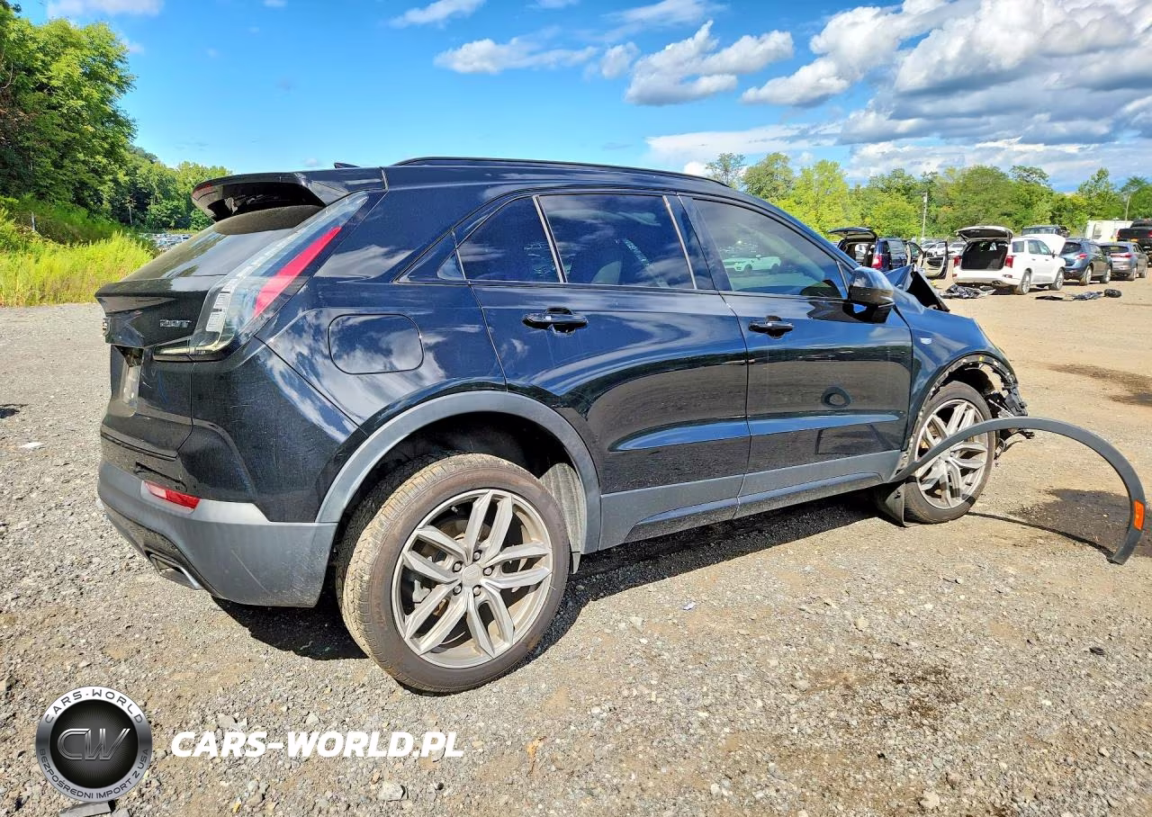 2019 Cadillac Xt4 Sport VIN:1GYFZFR45KF115499 - 3
