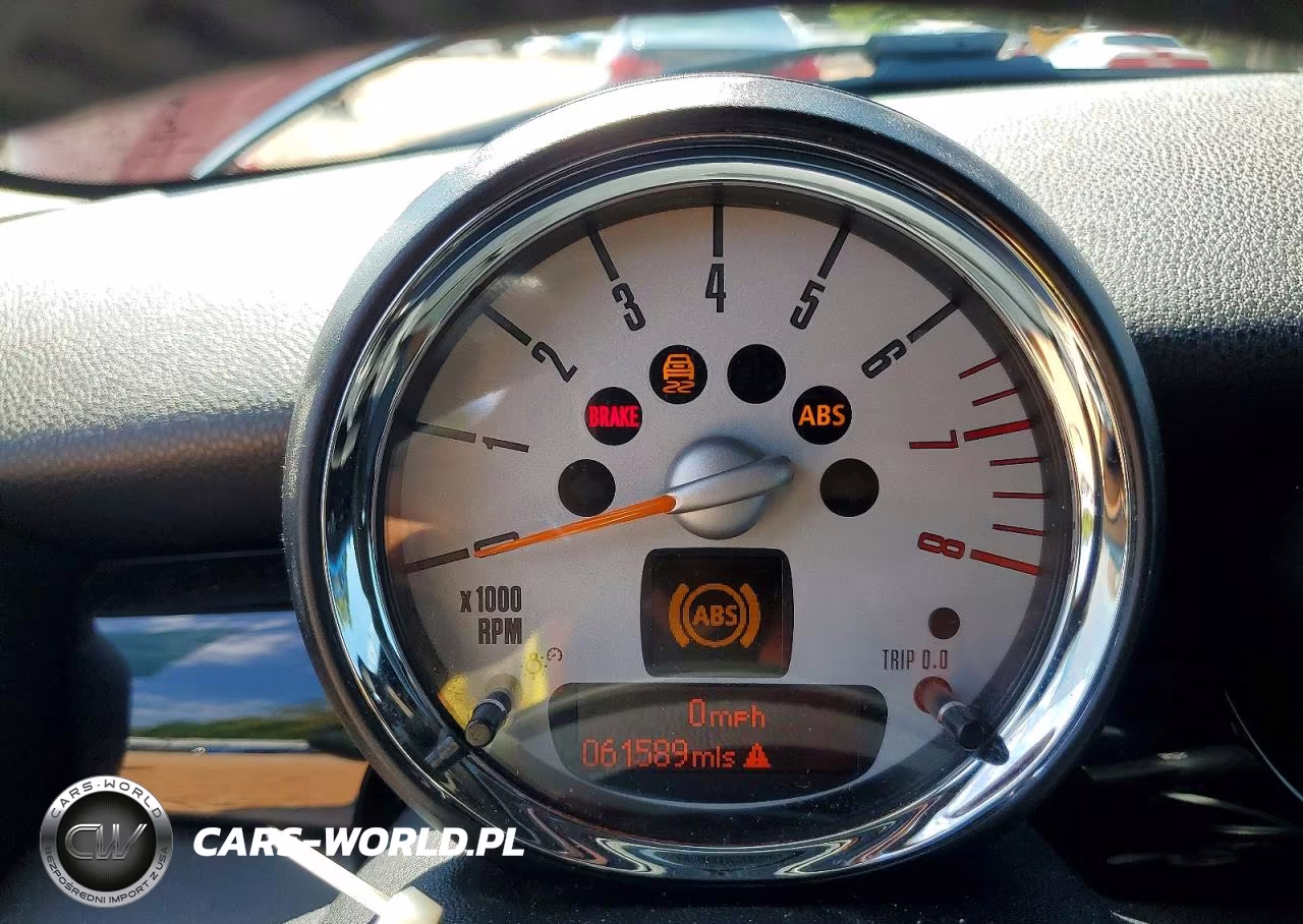 2014 Mini Cooper S Clubman VIN:WMWZG3C56ET801076 - 9