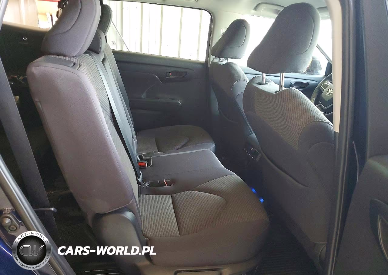2023 Toyota Highlander Le VIN:5TDKDRAHXPS033214 - 11