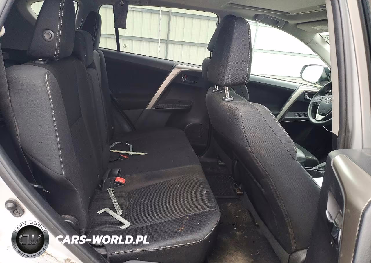 2015 Toyota Rav4 Xle VIN:2T3RFREV2FW265425 - 11