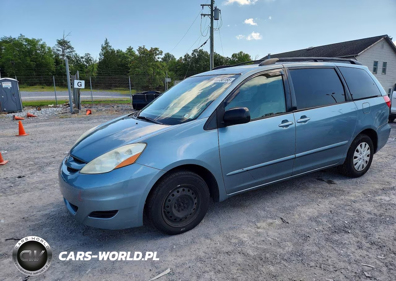 2009 Toyota Sienna Le 7-Passenger – zdjęcie 1 z 13