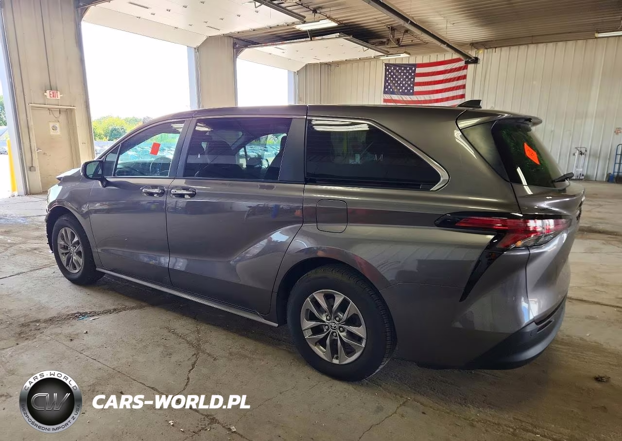2022 Toyota Sienna Xle VIN:5TDYRKEC2NS132771 - 2