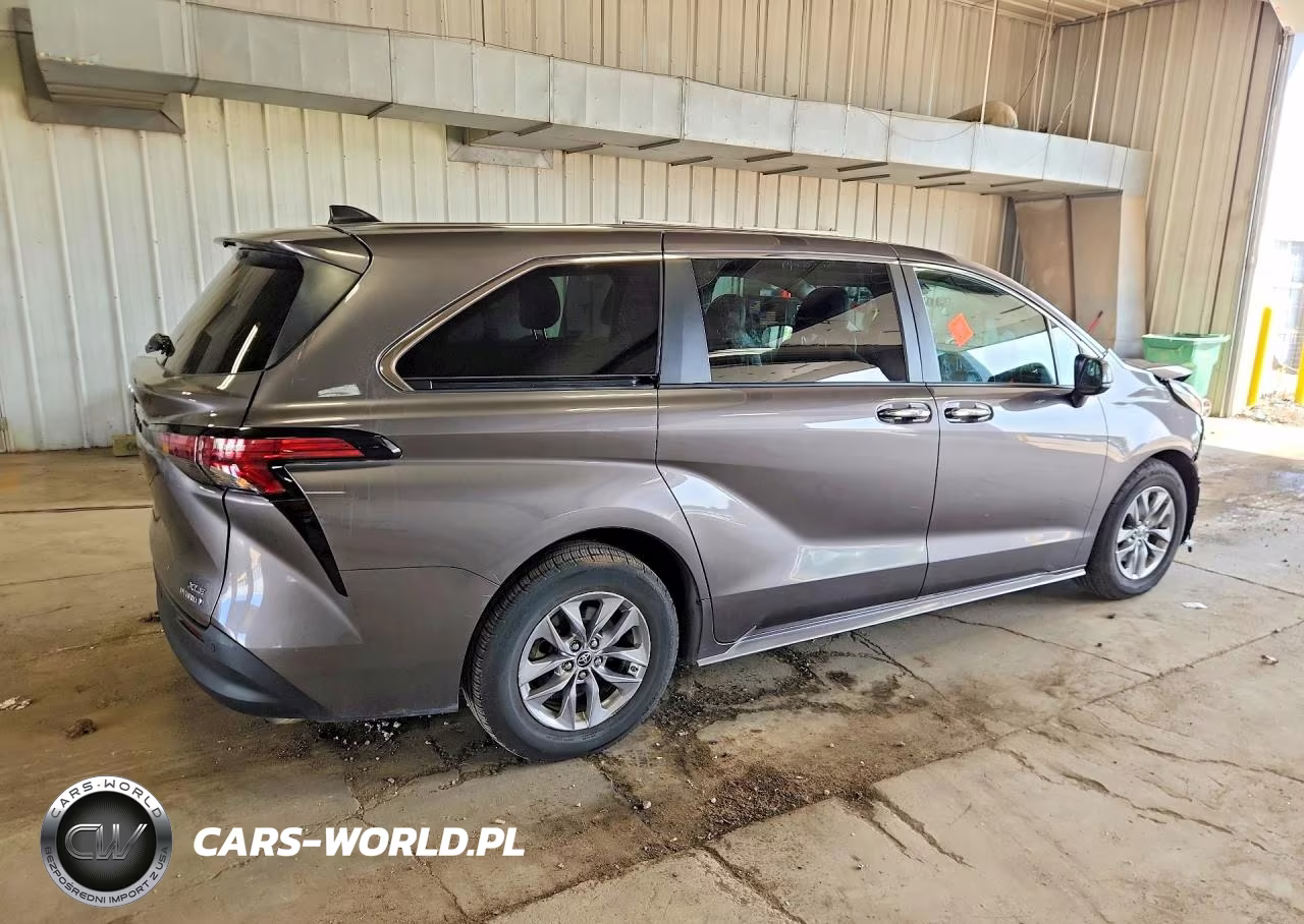 2022 Toyota Sienna Xle VIN:5TDYRKEC2NS132771 - 3