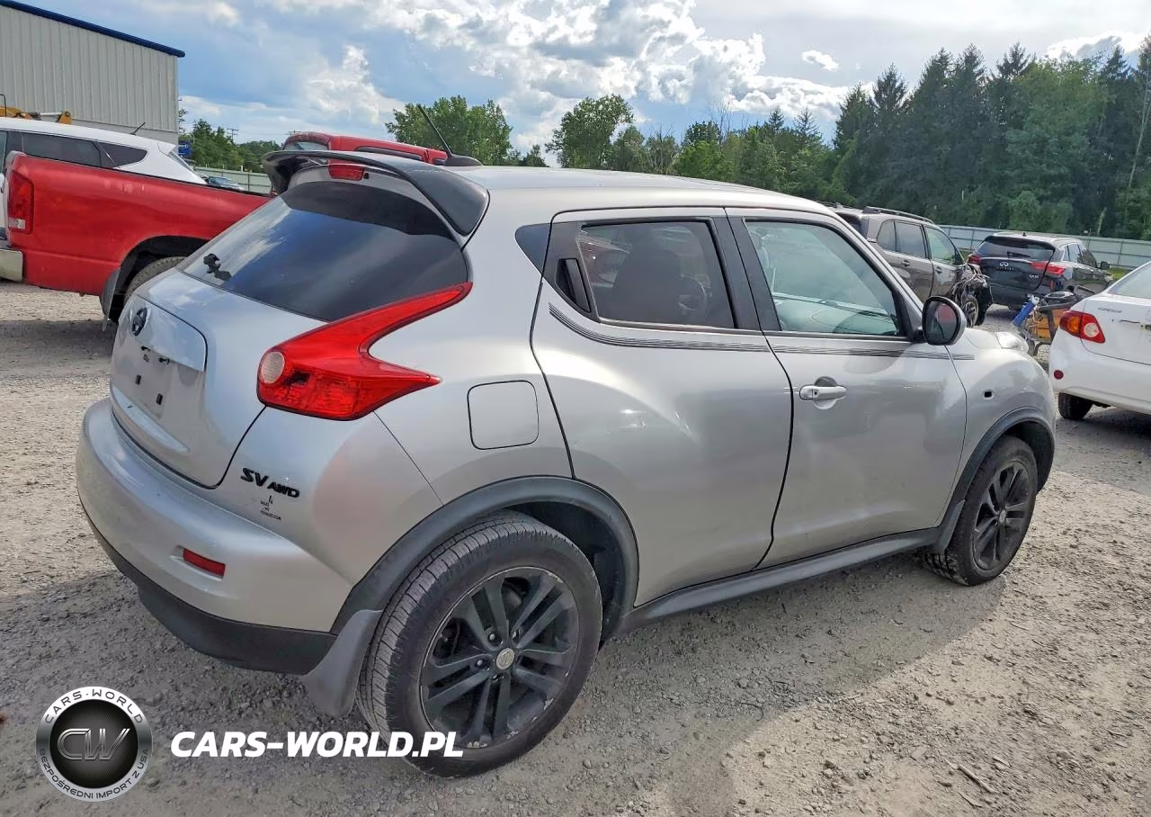 2011 Nissan Juke S VIN:JN8AF5MV2BT008340 - 3