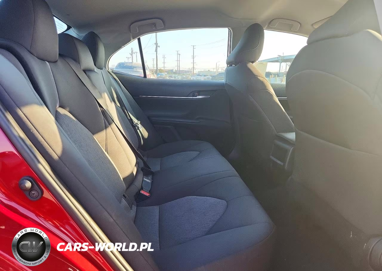 2022 Toyota Camry Le VIN:4T1R11AK1NU071021 - 10