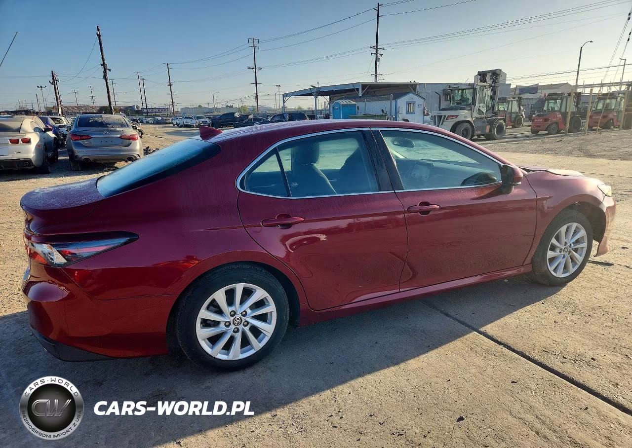 2022 Toyota Camry Le VIN:4T1R11AK1NU071021 - 3