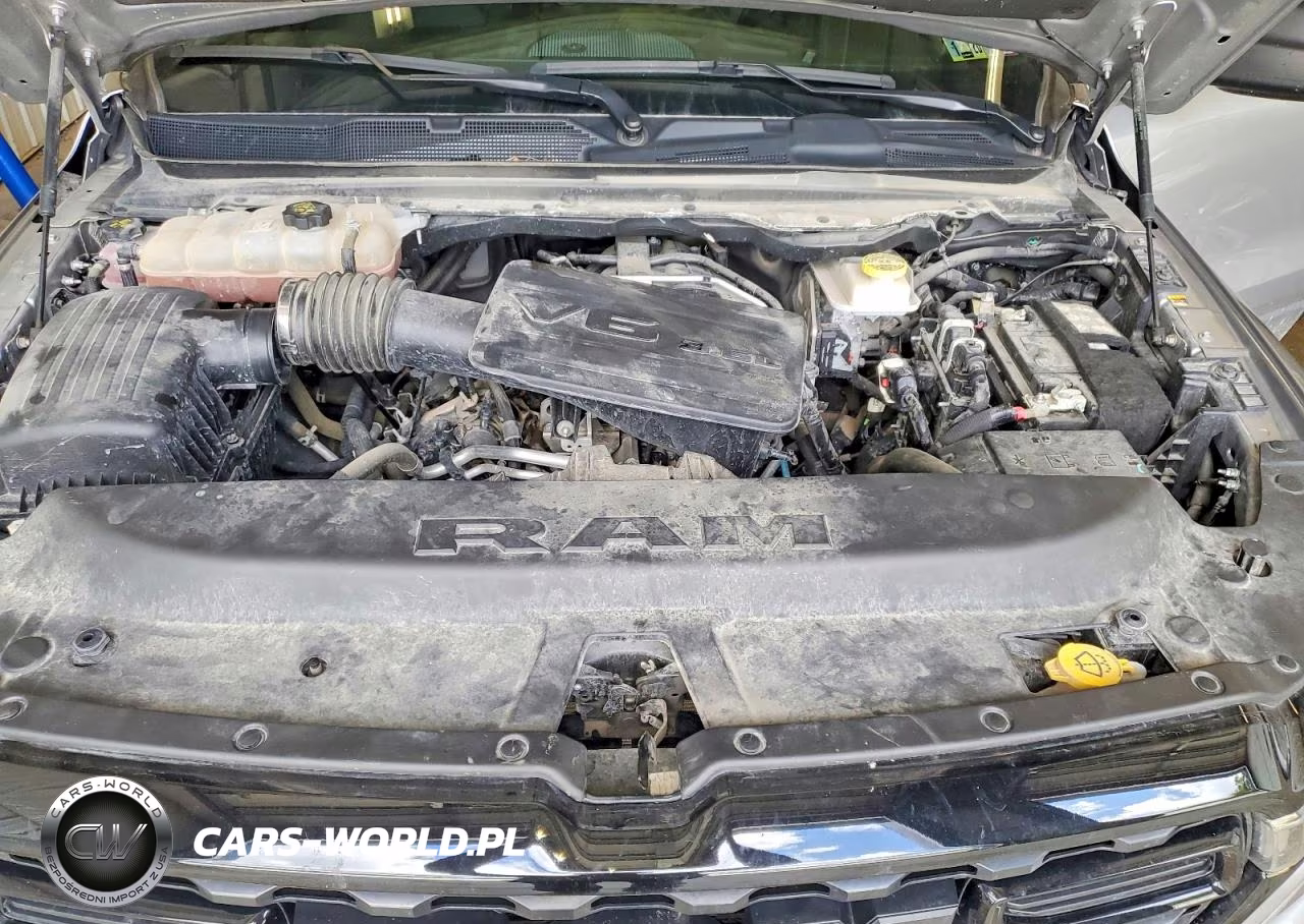 2025 Ram 1500 VIN:1C6RRFGG6SN665260 - 11