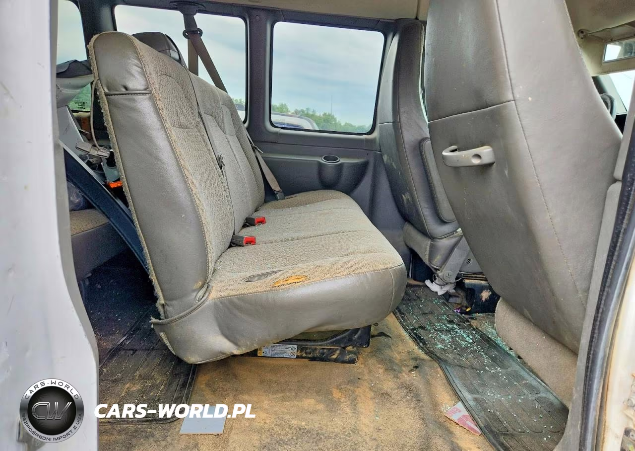 2015 Chevrolet Express VIN:1GAZG1FF3F1236206 - 11