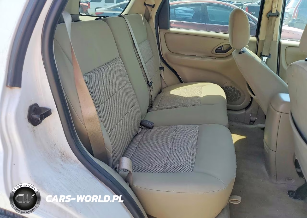 2007 Ford Escape Xlt VIN:1FMYU03147KA49594 - 10