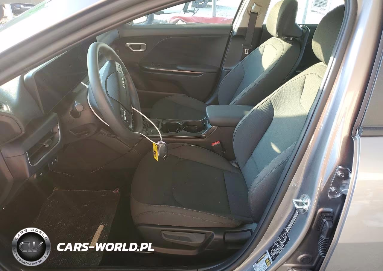 2026 Kia K4 Lxs VIN:3KPFT4DE4TE350418 - 7