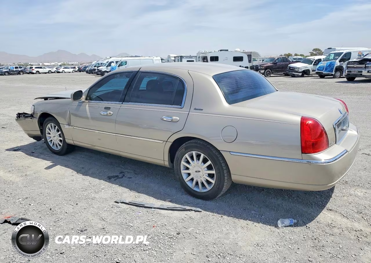 2006 Lincoln Town Car Signature VIN:1LNHM81W36Y646809 - 2
