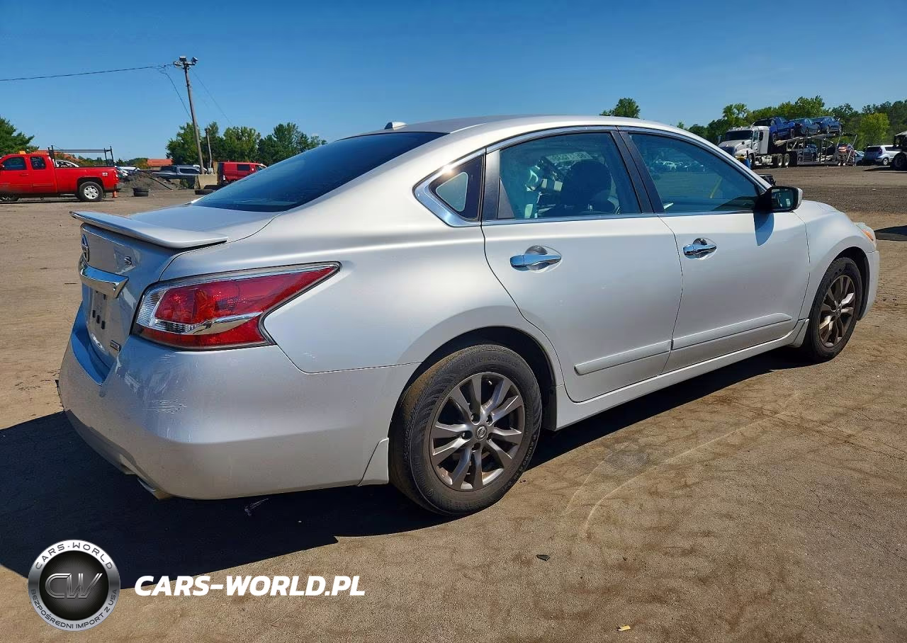 2015 Nissan Altima 2.5 S VIN:1N4AL3AP2FC594158 - 3