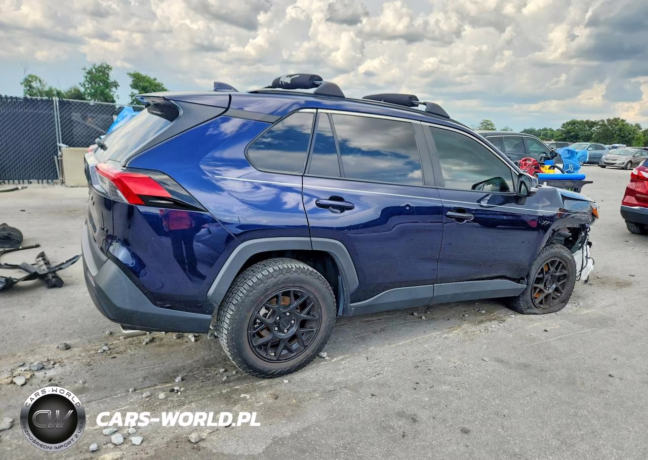 2023 Toyota Rav4 VIN:2T3W1RFV2PW276717 - 3