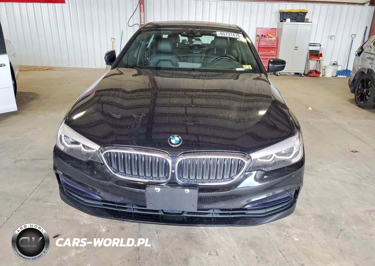 2019 BMW 530 Xi VIN:WBAJA7C59KWW06735 - 5