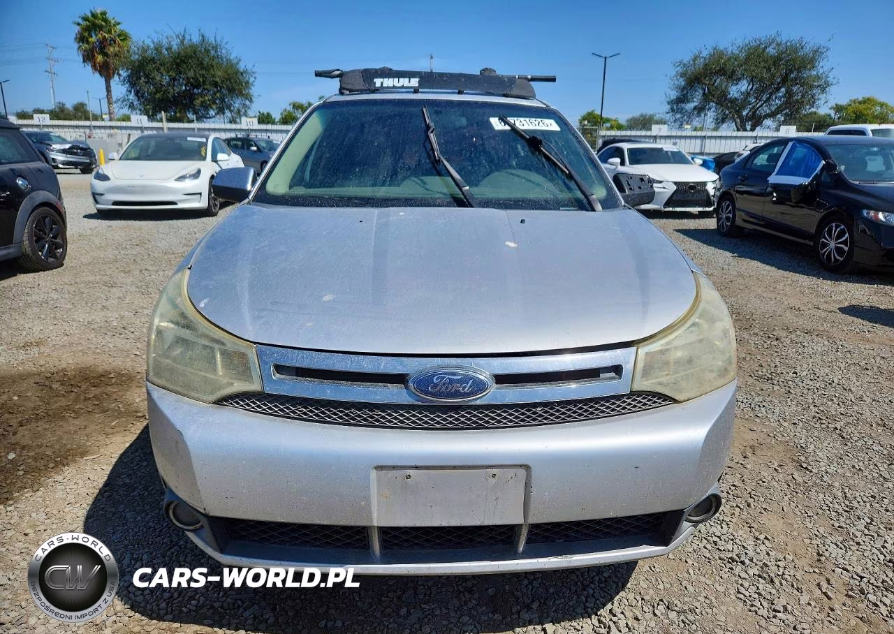 2010 Ford Focus Sel VIN:1FAHP3HN1AW205749 - 5