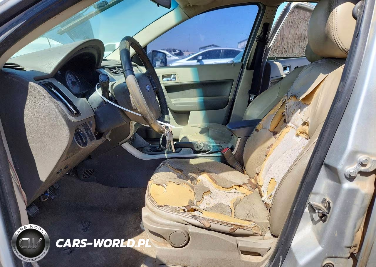 2010 Ford Focus Sel VIN:1FAHP3HN1AW205749 - 7