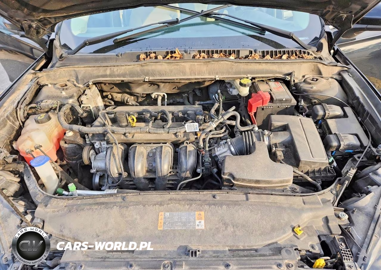 2018 Ford Fusion S VIN:3FA6P0G7XJR146812 - 11