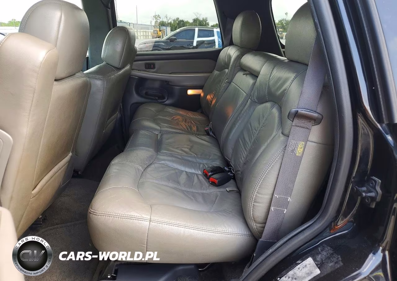 2002 Chevrolet Tahoe C1500 VIN:1GNEC13Z02R282904 - 11