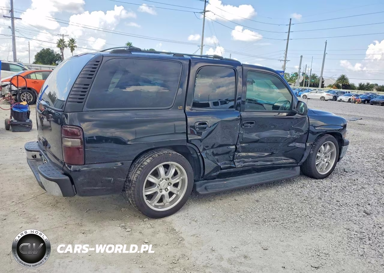 2002 Chevrolet Tahoe C1500 VIN:1GNEC13Z02R282904 - 3