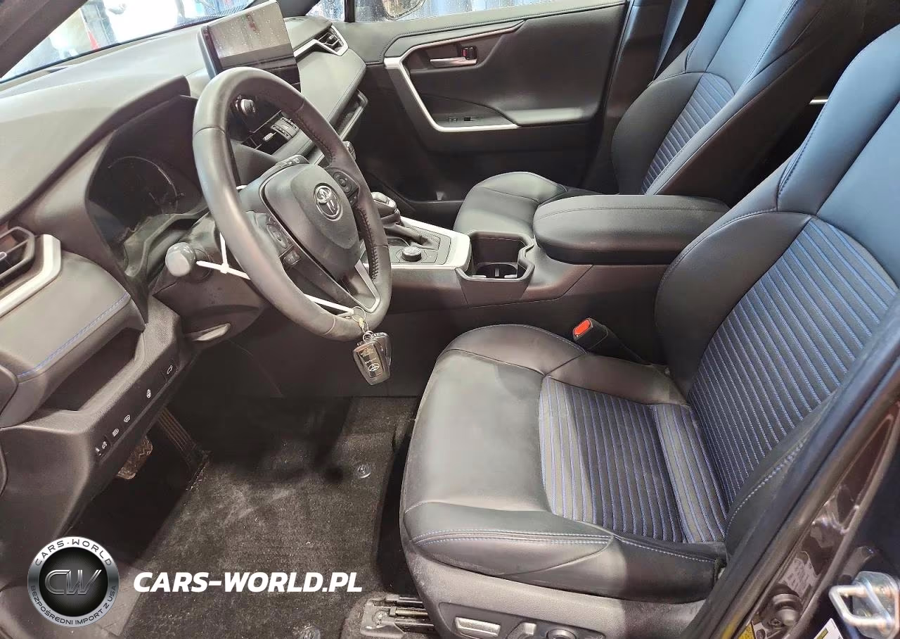 2025 Toyota Rav4 Xse VIN:4T3E6RFVXSU180453 - 7