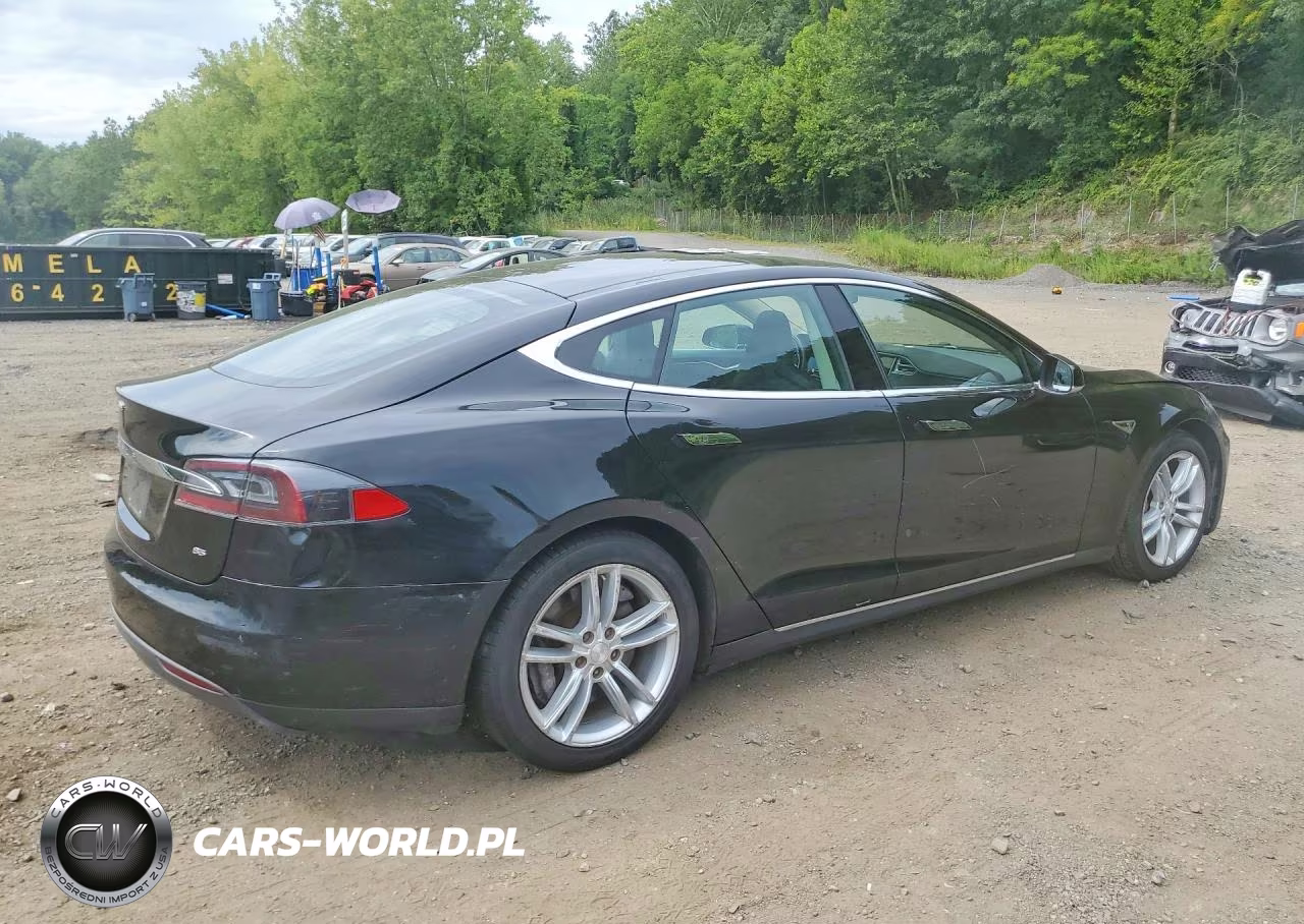 2014 Tesla Model S VIN:5YJSA1H11EFP50962 - 3