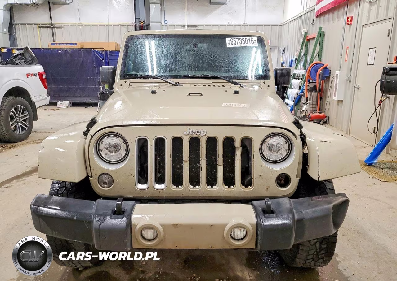 2017 Jeep Wrangler Sahara VIN:1C4AJWBG8HL730392 - 5
