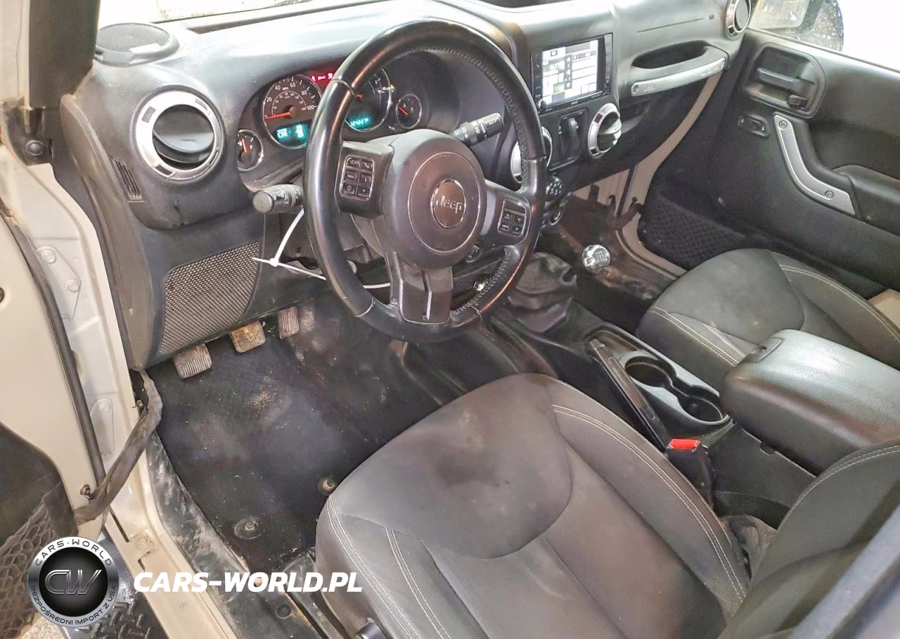 2017 Jeep Wrangler Sahara VIN:1C4AJWBG8HL730392 - 8