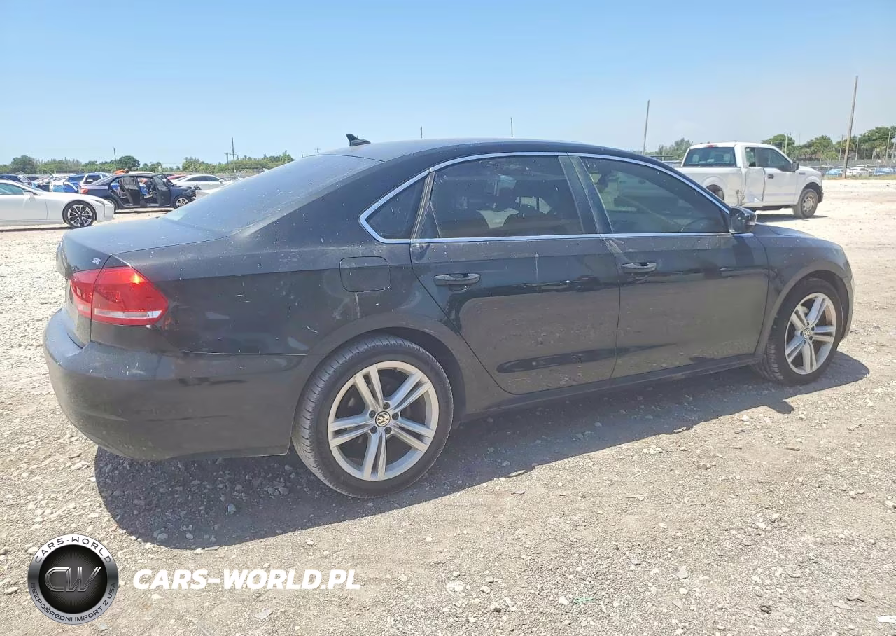 2014 Volkswagen Passat Se VIN:1VWBH7A33EC018756 - 3