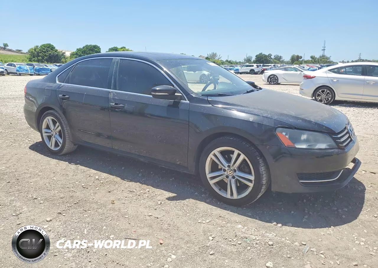 2014 Volkswagen Passat Se VIN:1VWBH7A33EC018756 - 4