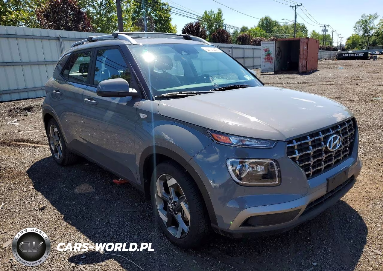 2021 Hyundai Venue Sel VIN:KMHRC8A35MU100126 - 4