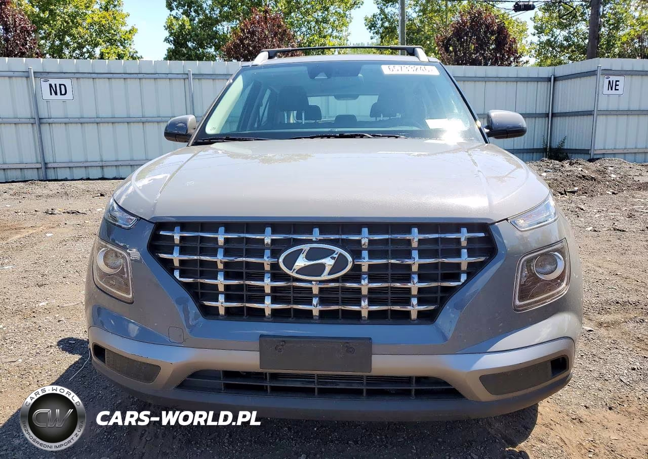 2021 Hyundai Venue Sel VIN:KMHRC8A35MU100126 - 5